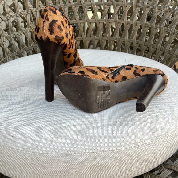 Steve Madden Leopard print booties sz 7.5 - Picture 4 of 4